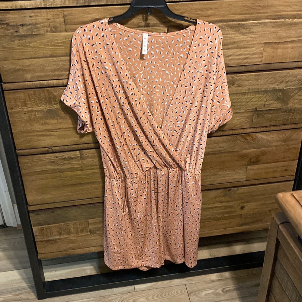 Large peach, black and white romper with pockets